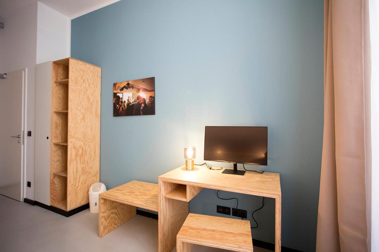 Schillinger-Berlin Am Tempelhofer Feld Aparthotel Ngoại thất bức ảnh