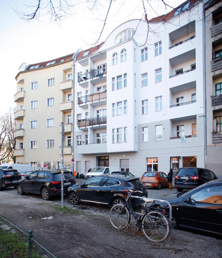 Schillinger-Berlin Am Tempelhofer Feld Aparthotel Ngoại thất bức ảnh
